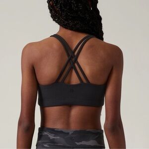Athleta G!RL Upbeat 2.0 Bra Size XS/6 Black with hair tie